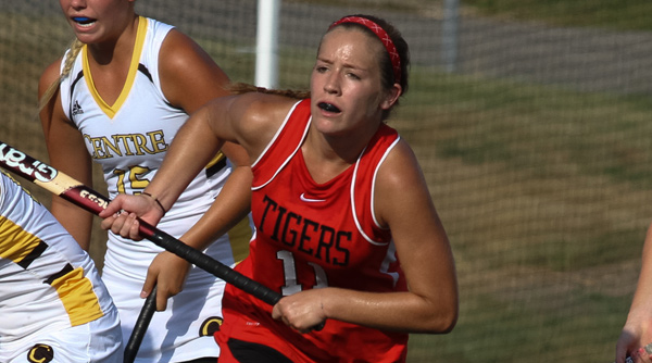 Megan Loofbourrow provided the assist on Wittenberg's goal in a 6-1 loss to Kenyon. File Photo | Erin Pence