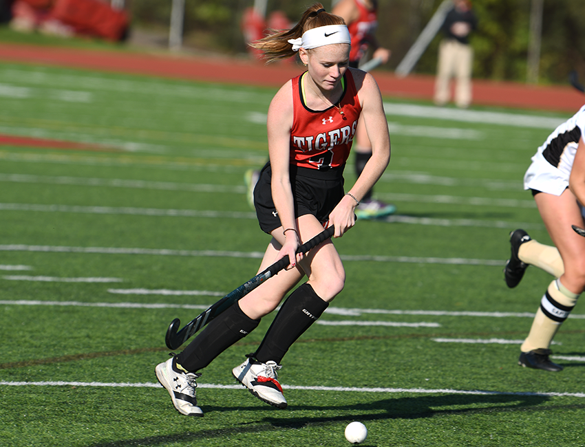 Wittenberg Field Hockey Takes 2-1 Decision From Ohio Wesleyan