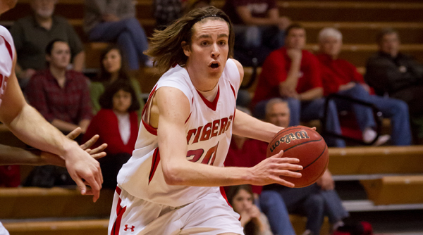 Sam Collins led Wittenberg with 15 points against Taylor. File Photo | Erin Pence