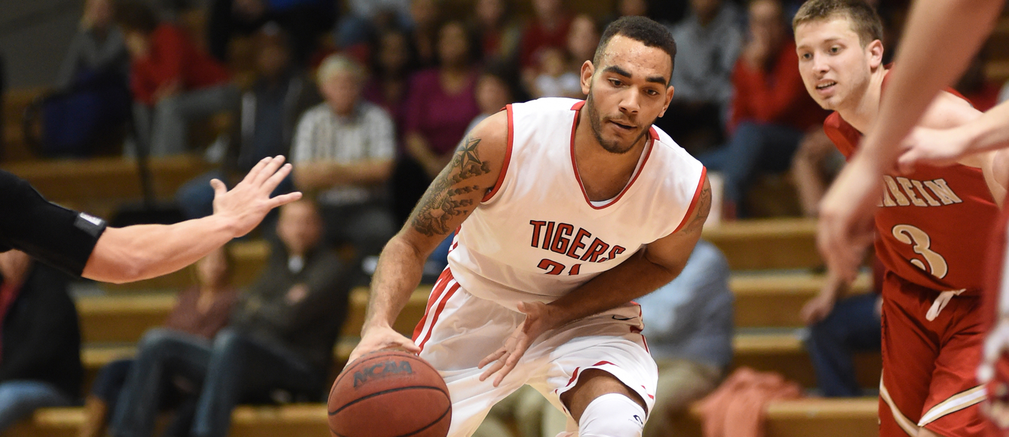 Junior Jaelin Williams and his 18 points lead the Tigers offense Tuesday night. File Photo|Nick Falzerano