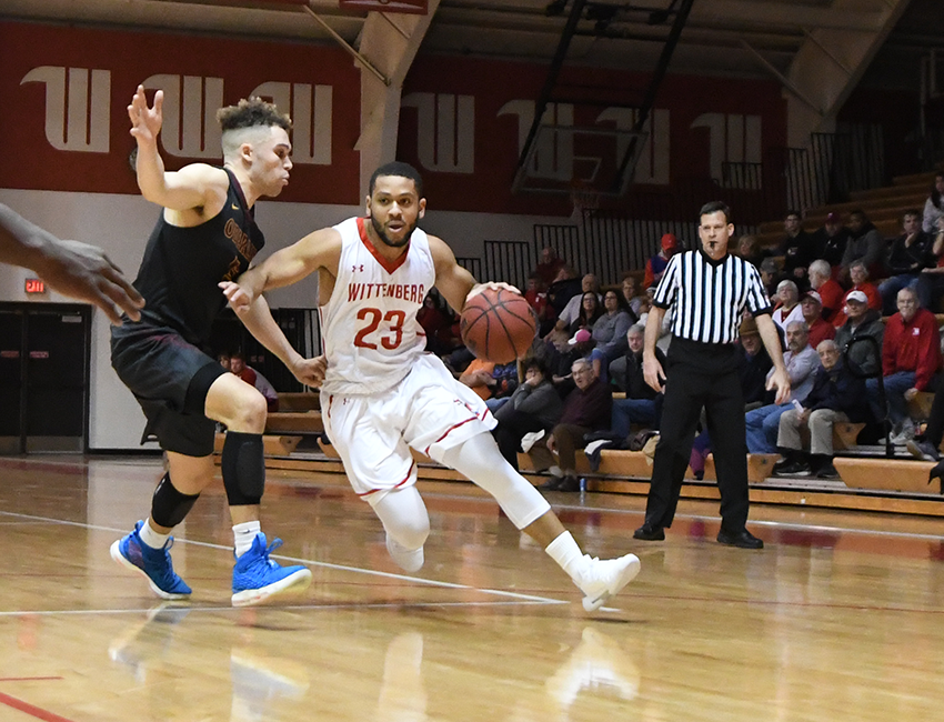 No. 11 Men's Hoops Blows By Bryant-Stratton In Kiwanis Classic