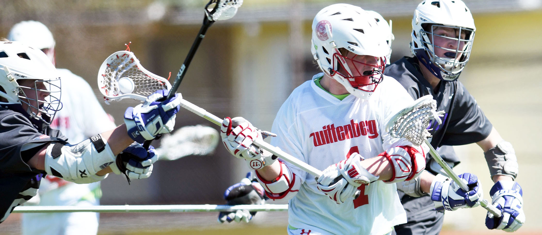 Wittenberg Powers Past Wooster on the Road, 13-7