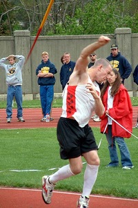 Wittenberg Men's Track and Field Action Photo