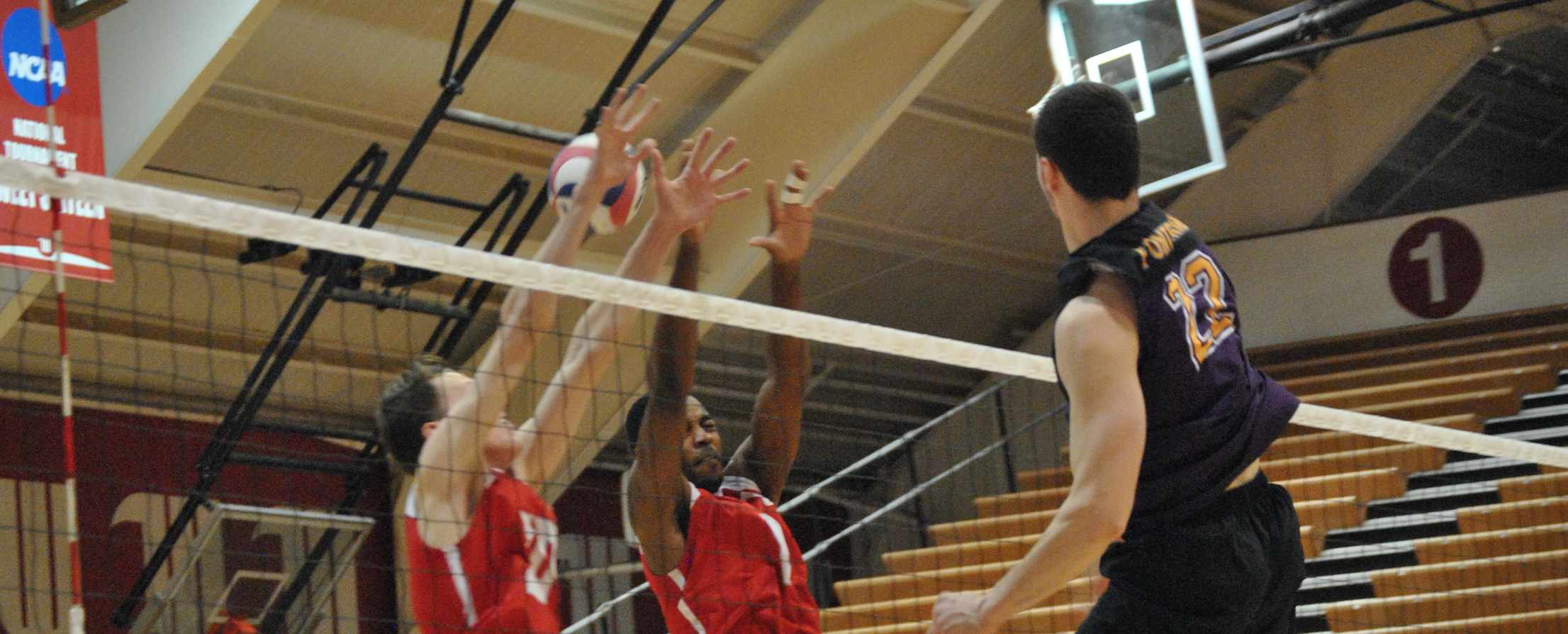 Men's Volleyball Edges Out Benedictine in Five Sets