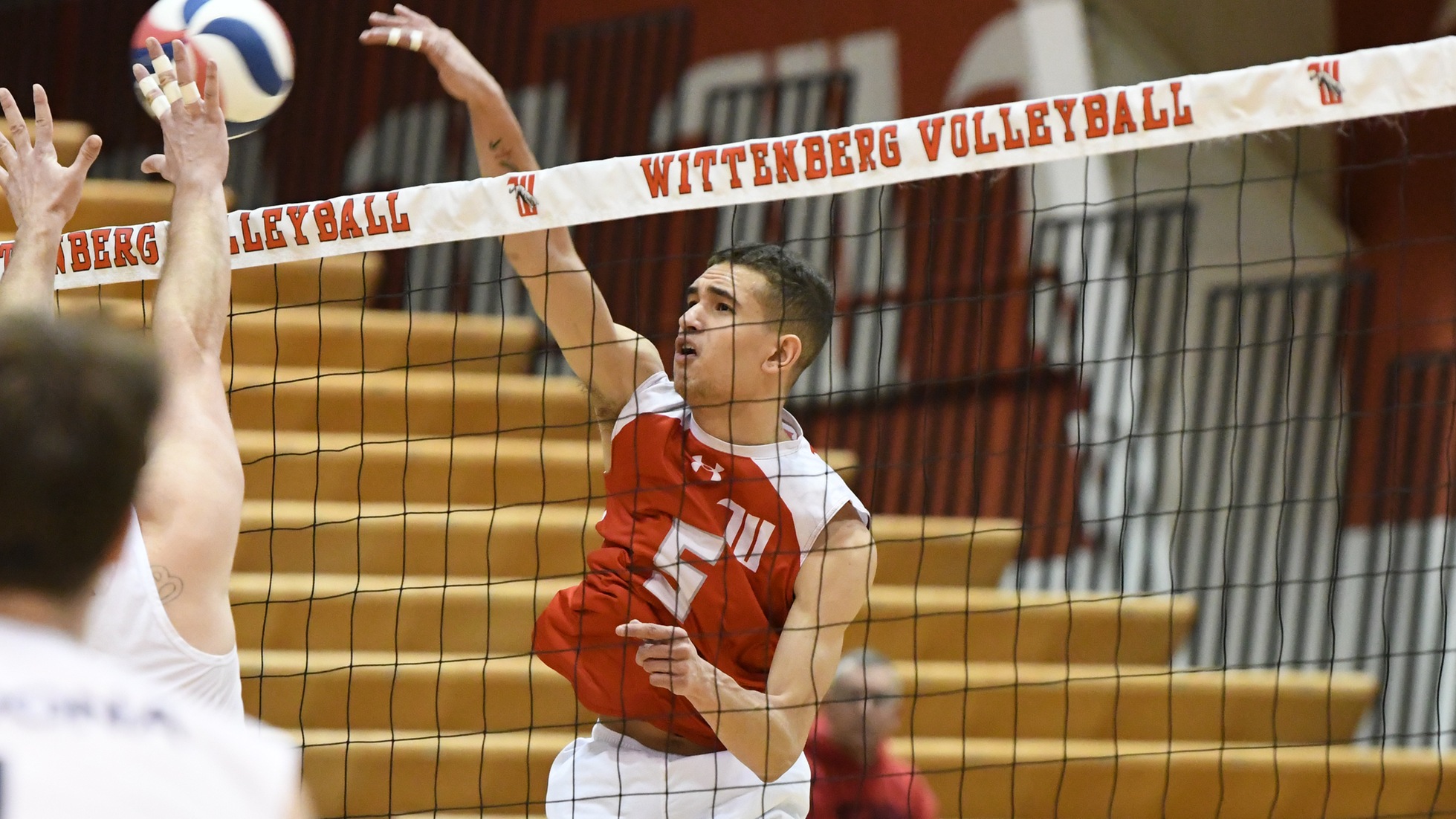 Men's Volleyball Takes Down Augustana