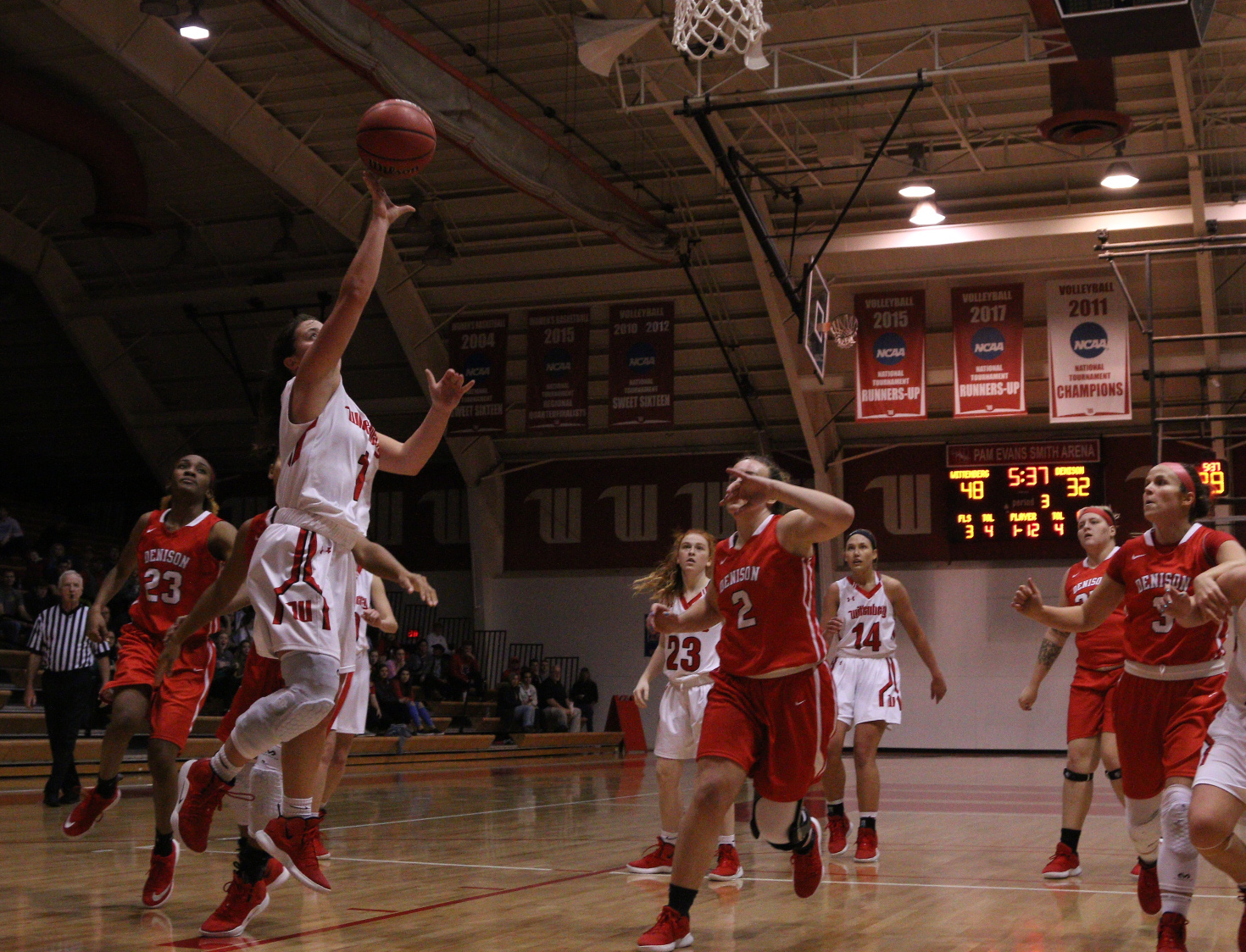 Women's Basketball Wins First NCAC Clash Over Denison