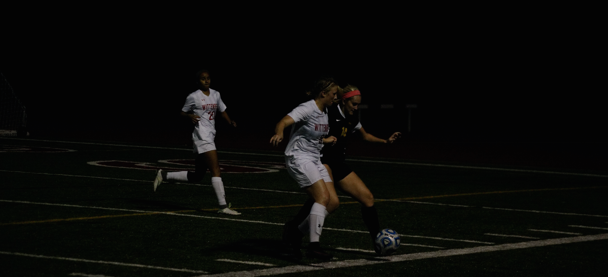 Women's Soccer Guts Out 1-0 Win Over Terriers on Senior Night