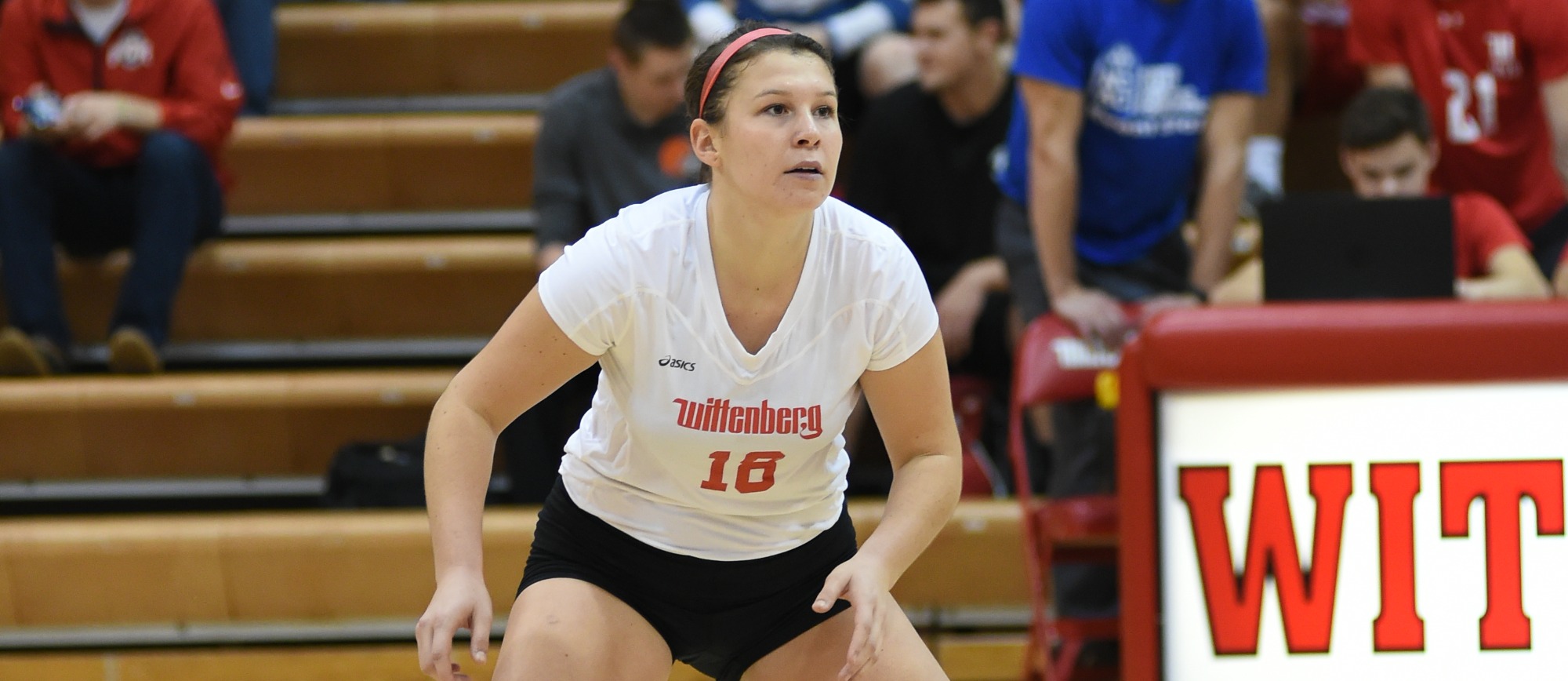 Women's Volleyball Downs #2 Juniata and #9 Christopher Newport at ASICS Invitational