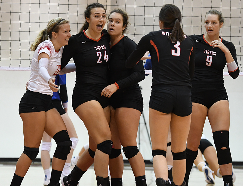 No. 3 Wittenberg Volleyball Claims 13th Straight NCAC Crown