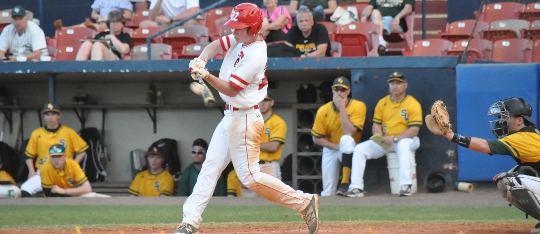 Wittenberg Baseball Upends Wilmington 8-2 in Mid-Week Action